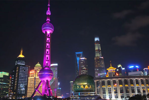 View Tháp truyền hình Thượng Hải về đêm