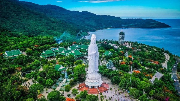 Bán đảo Sơn Trà Đà Nẵng, một trong những điểm đến không thể bỏ qua