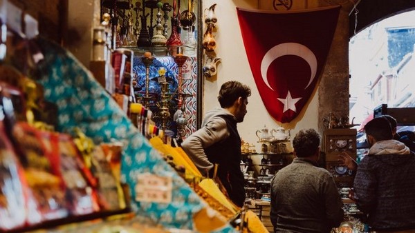 Kiến trúc của Bảo tàng Mevlana là sự kết hợp hài hòa giữa phong cách Seljuk và Ottoman