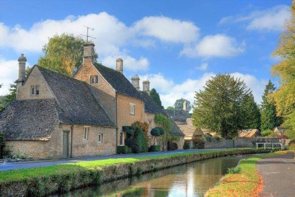 làng Bibury - nơi vẻ đẹp cổ điển hòa quyện cùng thiên nhiên