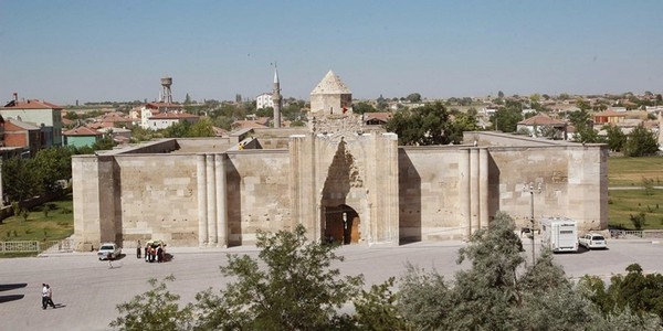 Một trong những điểm đến nổi bật nhất là Sultanhanı