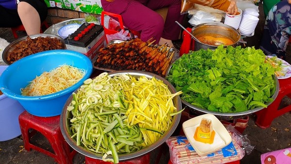 Món ăn du khách nhất định phải thử để cảm nhận trọn vẹn hương vị ẩm thực Huế