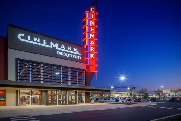 Ghé thăm Cinemark Theatres tại Christiana Mall