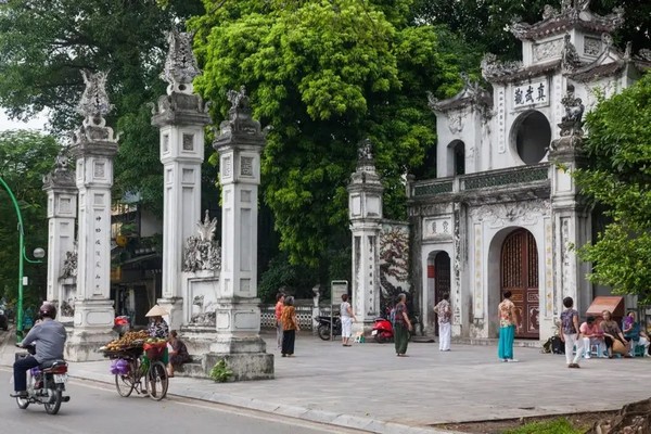 Đền Quán Thánh là một trong 