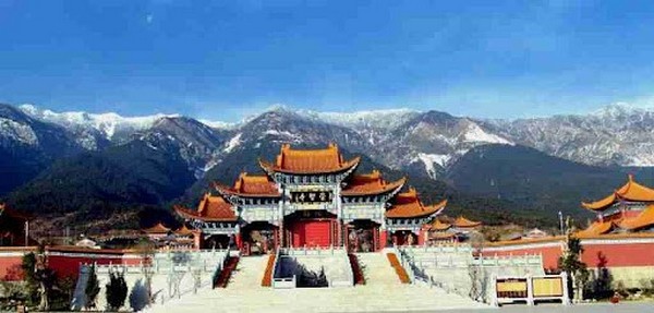 Chùa Sùng Sinh ngày nay vẫn là một trung tâm hoạt động Phật giáo hết sức sôi nổi