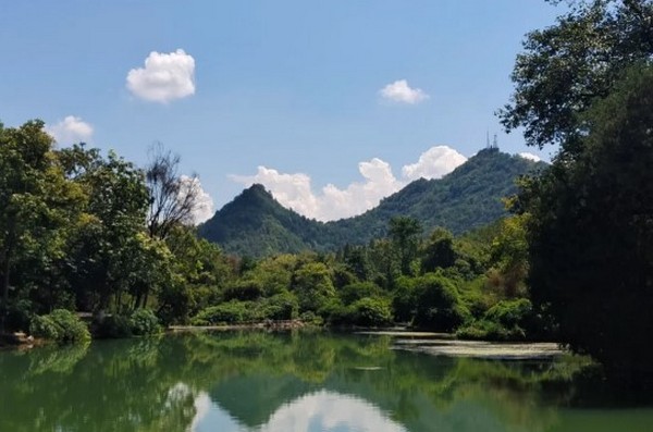 Công viên đầm lầy Huaxi, một trong những điểm đến nổi bật tại tỉnh Quý Châu