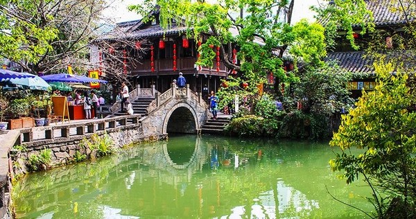 Ghé thăm Công Viên Nhân Dân Thành Đô thưởng thức văn hóa trà