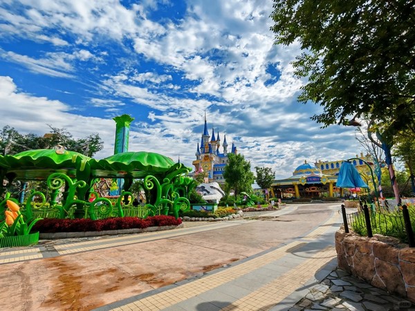 Công viên Thiên đường Cổ tích của Andersen: Một Chuyến Du Ngoạn Xứ Sở Thần Tiên Tại Thượng Hải