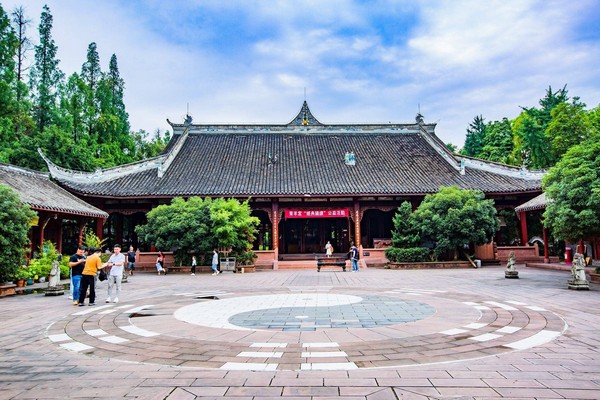 Cung điện Thanh Dương tọa lạc tại vành đai 1 phía Tây Thành Đô