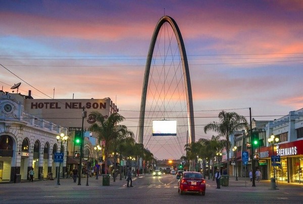 Avenida Revolución được coi là biểu tượng của Tijuana.