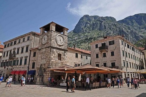 Phố cổ Kotor là một trong những điểm đến nổi bật nhất của Montenegro