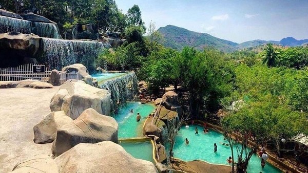 Yên Sơn là một trong những huyện có tiềm năng lớn trong phát triển du lịch