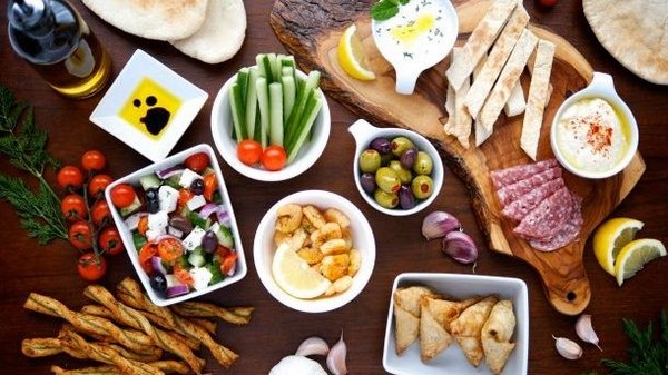 Ẩm thực Síp là sự kết hợp hoàn hảo giữa các món ăn Hy Lạp và Thổ Nhĩ Kỳ