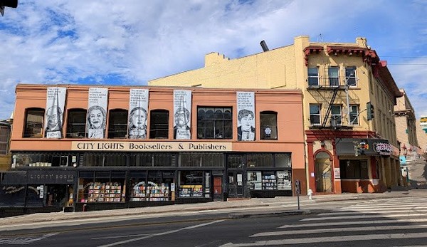 Chinatown San Francisco đã trải qua nhiều giai đoạn phát triển và mở rộng