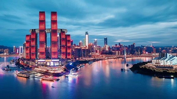 Hành trình trên du thuyền đưa du khách đi qua sông Dương Tử và sông Gia Lăng