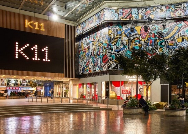  K11 Art Mall còn là nơi tổ chức các triển lãm nghệ thuật độc đáo
