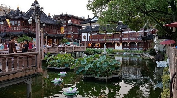 Không gian nghệ thuật độc đáo, thu hút sự cả người dân địa phương và du khách