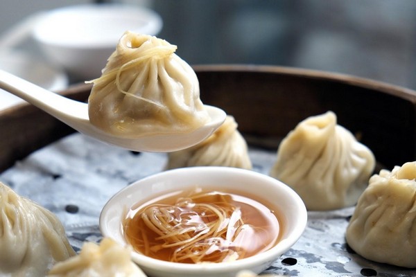 Đừng bỏ qua các món ăn địa phương