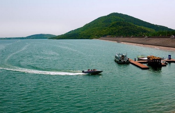 Hồ Jinniu Nam Kinh: Nét chấm phá non nước giữa lòng cố đô