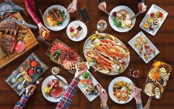 Các khách sạn lớn ở Las Vegas đều có buffet phong phú