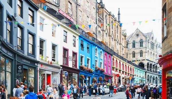 Royal Mile là một bảo tàng sống động, ẩn chứa vô vàn điều kỳ diệu