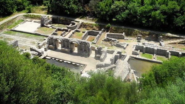 Vườn quốc gia Butrint là nơi lưu giữ nhiều di tích lịch sử và khảo cổ quý giá