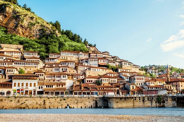 Những điều cần biết trước khi du lịch Albania
