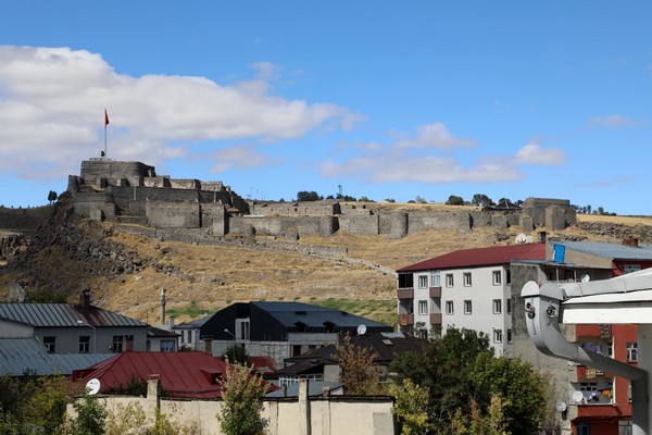 Kars, một thành phố cổ kính với di tích Ani tráng lệ