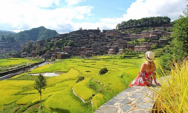 Lệ Ba cổ trấn, được xây dựng trên nền tảng của Thành phố Đá Lệ Ba xưa