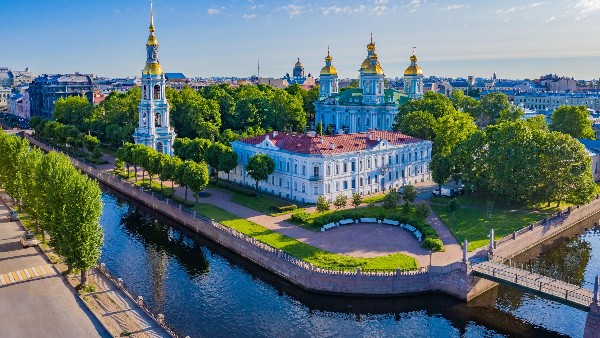 Nhà Thờ St. Nicholas: Biểu Tượng Văn Hóa và Lịch Sử Của St. Petersburg