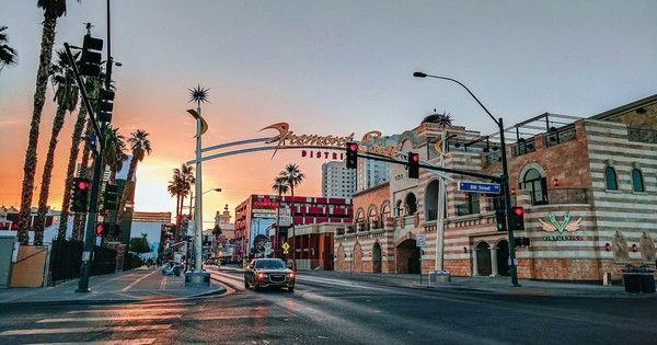 Sự pha trộn độc đáo giữa nét cổ điển Las Vegas và những điểm tham quan mới mẻ