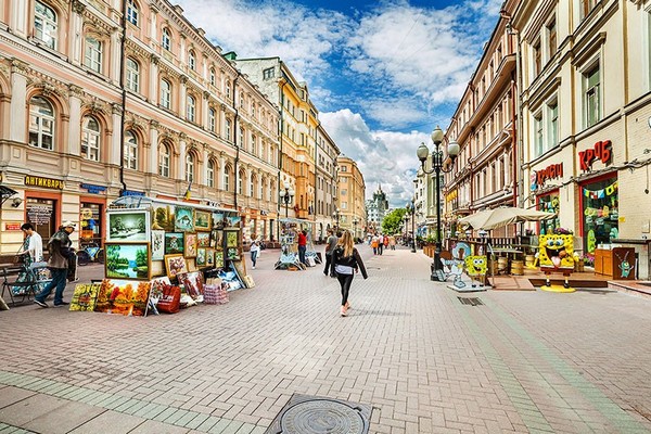Phố cổ Arbat, một trong những biểu tượng văn hóa nổi bật của Moscow