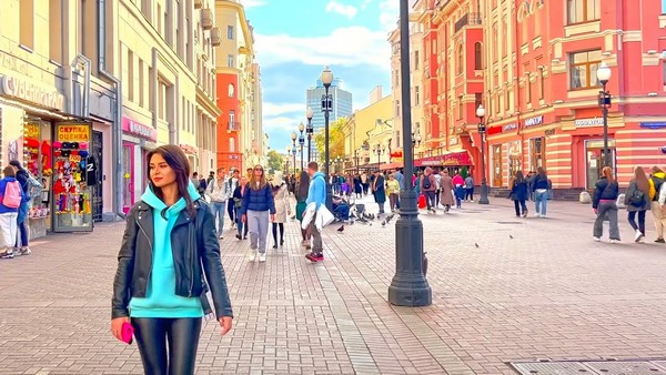 Tại đây, du khách có thể tìm thấy vô số sản phẩm thủ công mỹ nghệ