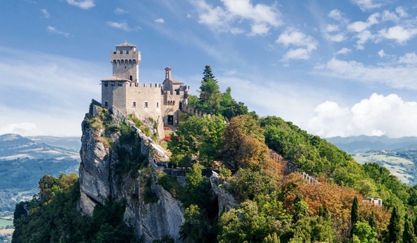 San Marino là một trong những quốc gia nhỏ bé nhất thế giới