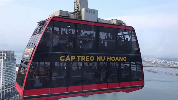Cáp treo Nữ Hoàng là một trải nghiệm độc đáo