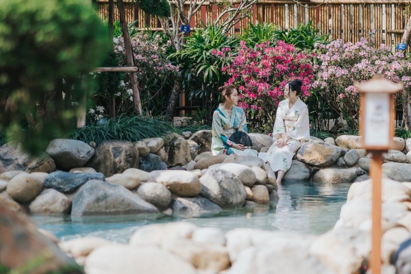 Suối nước khoáng nóng tại Khu Nghỉ Dưỡng là nguồn khoáng nóng tự nhiên