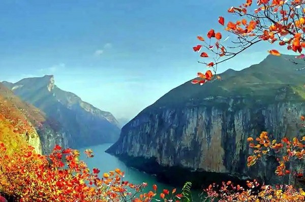 Phần thượng lưu nằm trọn trong huyện Tử Quý
