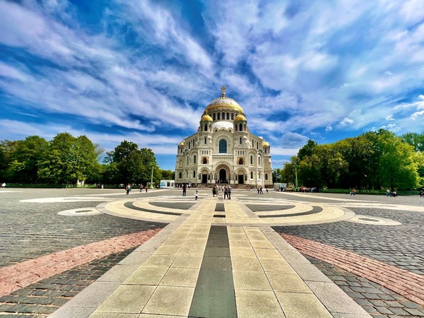 Thời gian lý tưởng nhất để viếng thăm Peterhof là vào mùa hè