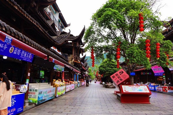 Văn hóa Trấn Tuyền Lý được thể hiện sống động qua những loại hình nghệ thuật dân gian