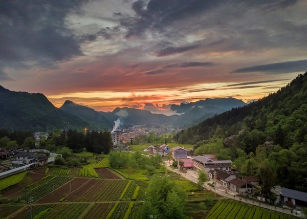 Trấn Tuyền Lý còn lưu giữ nhiều di tích lịch sử giá trị