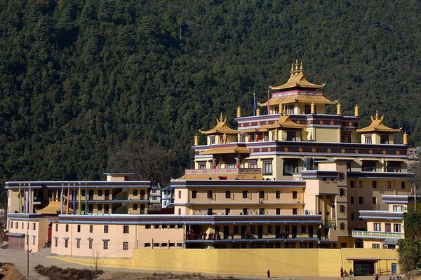 Tu viện Samye – ngôi chùa đầu tiên của Tây Tạng