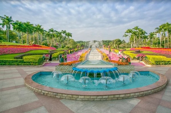 Vườn Vân Đài là phông nền hoàn hảo cho những bức ảnh nghệ thuật