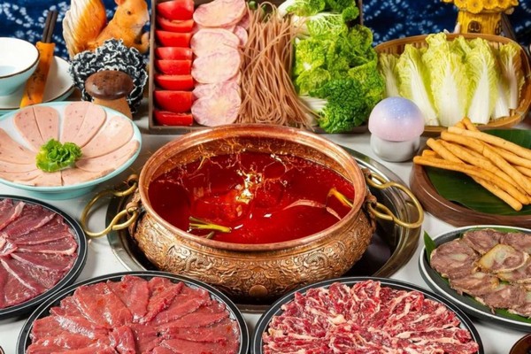 Lẩu bò Yak là lựa chọn không thể bỏ qua, đặc biệt phù hợp với những ngày rét mướt