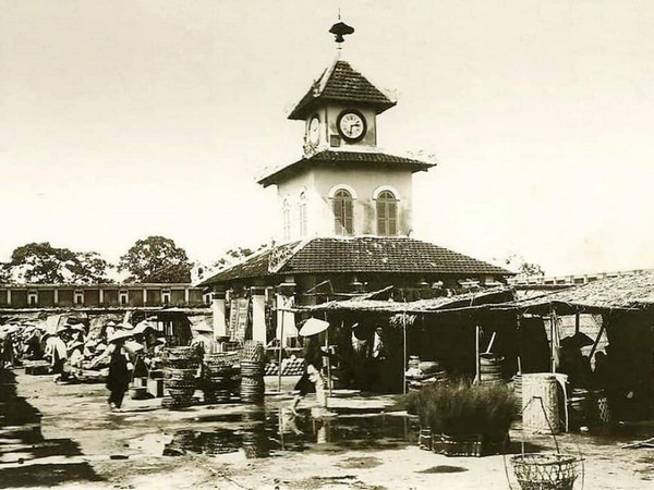 Chợ Đông Ba Huế: Khám Phá Trải Nghiệm Văn Hóa, Ẩm Thực và Mua Sắm Hấp Dẫn