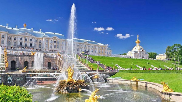 Cung điện Mùa Hè Peterhof – Tuyệt tác kiến trúc Nga