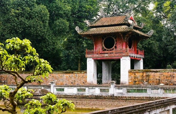 Văn Miếu Quốc Tử Giám - Khám Phá Di Sản Văn Hóa Cổ Kính Giữa Lòng Hà Nội