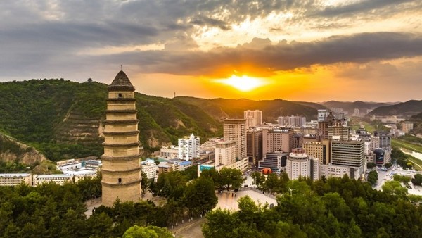 Bảo Tháp Sơn – Biểu Tượng Lịch Sử Hùng Vĩ Của Thiểm Tây