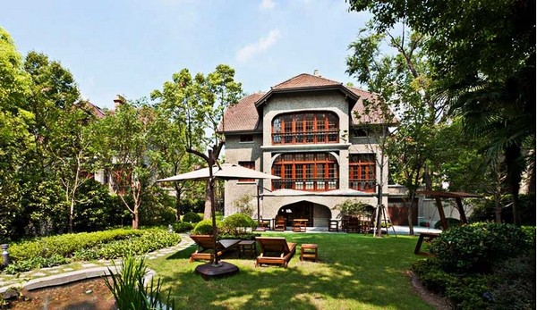 Biệt thự Sinan nổi bật với những ngôi nhà vườn phong cách đồng quê Pháp