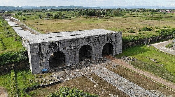 Thành nhà Hồ là kinh đô của nước Đại Ngu xưa