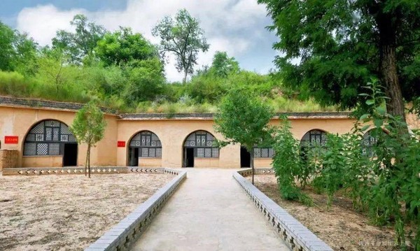 Khu di tích cũ của Chính phủ Xô Viết tại Cam Tuyền